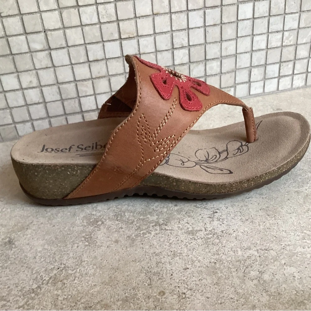 Josef Seibel Tan Sandal with Red Floral Cutout - Picture 2 of 8